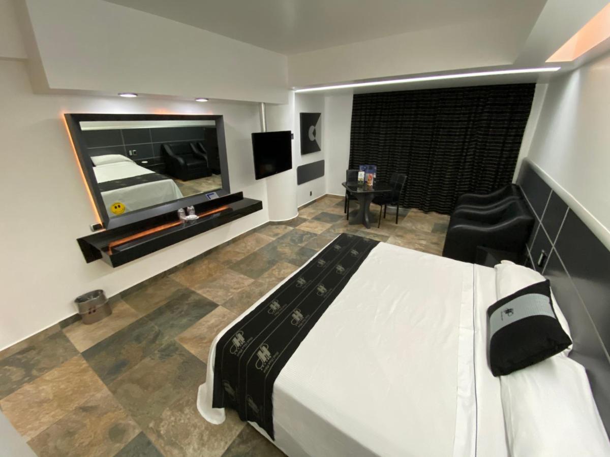 Hotel Ibiza Plaza 멕시코 시 외부 사진